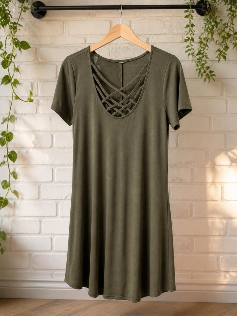 Olive Green Crisscross V-Neck Short Sleeve Dress